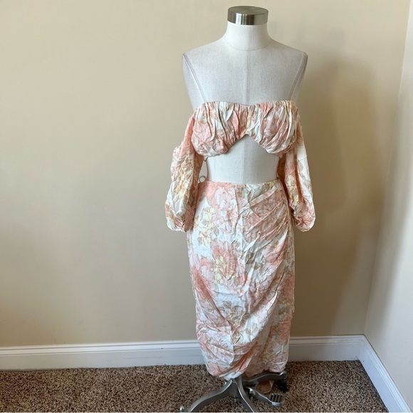 New! Rumer isola floral crop top and midi skirt set 13447 - Picture 5 of 16